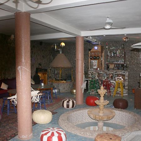 Le Temps De Vivre Bed & Breakfast Варзазат Екстериор снимка
