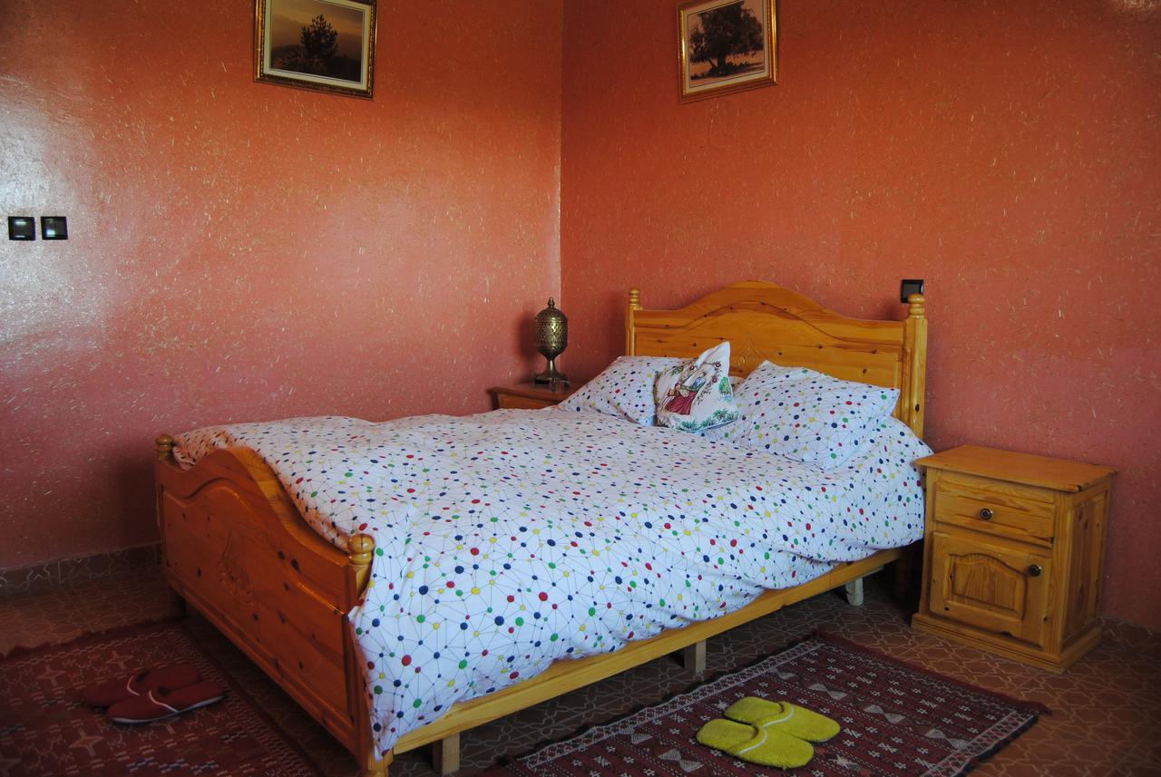 Le Temps De Vivre Bed & Breakfast Варзазат Екстериор снимка