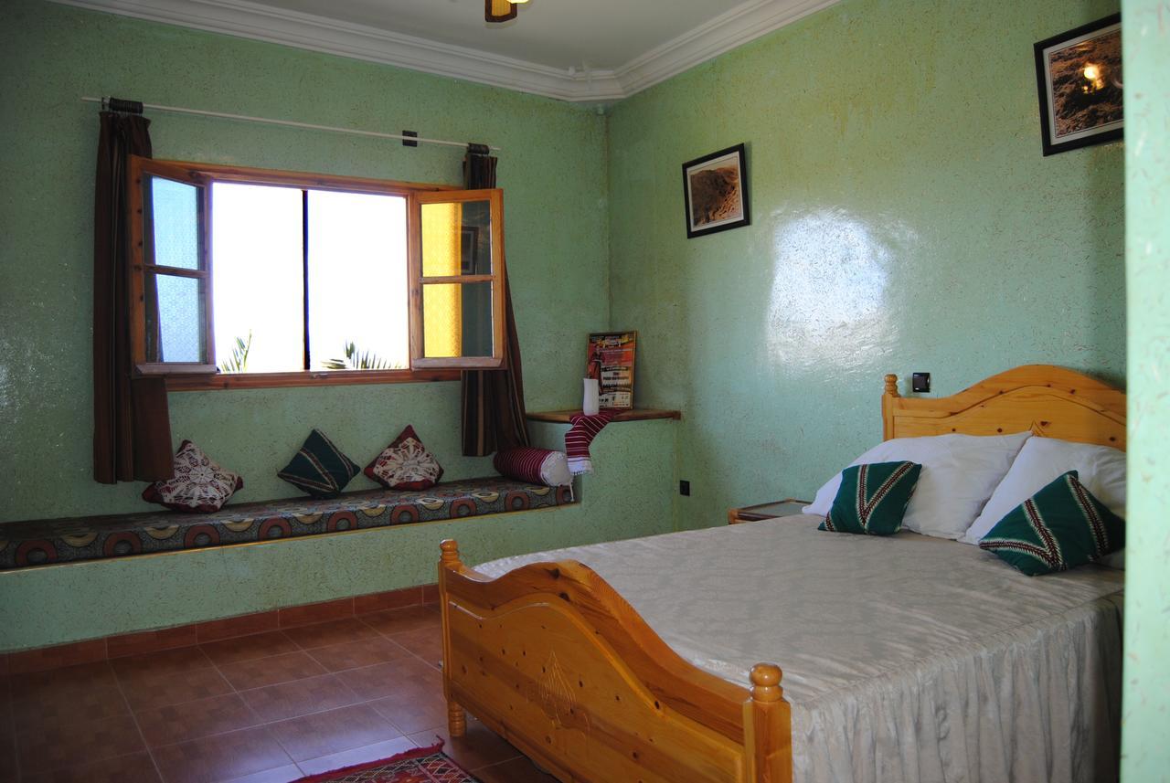 Le Temps De Vivre Bed & Breakfast Варзазат Екстериор снимка