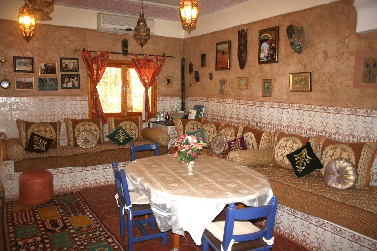 Le Temps De Vivre Bed & Breakfast Варзазат Екстериор снимка