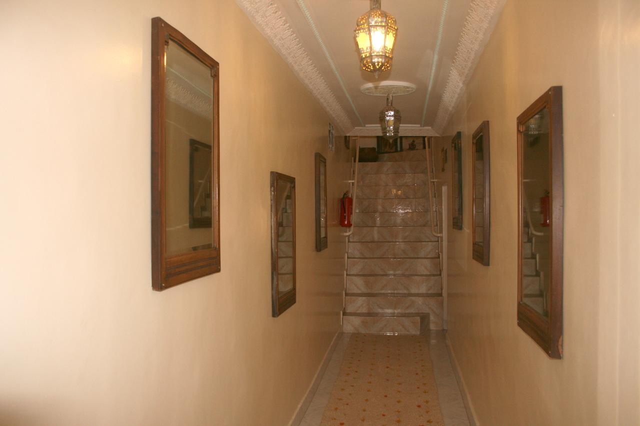 Le Temps De Vivre Bed & Breakfast Варзазат Екстериор снимка